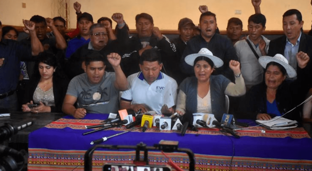 Evistas advierten que correrá sangre si intentan detener a su&nbsp;líder