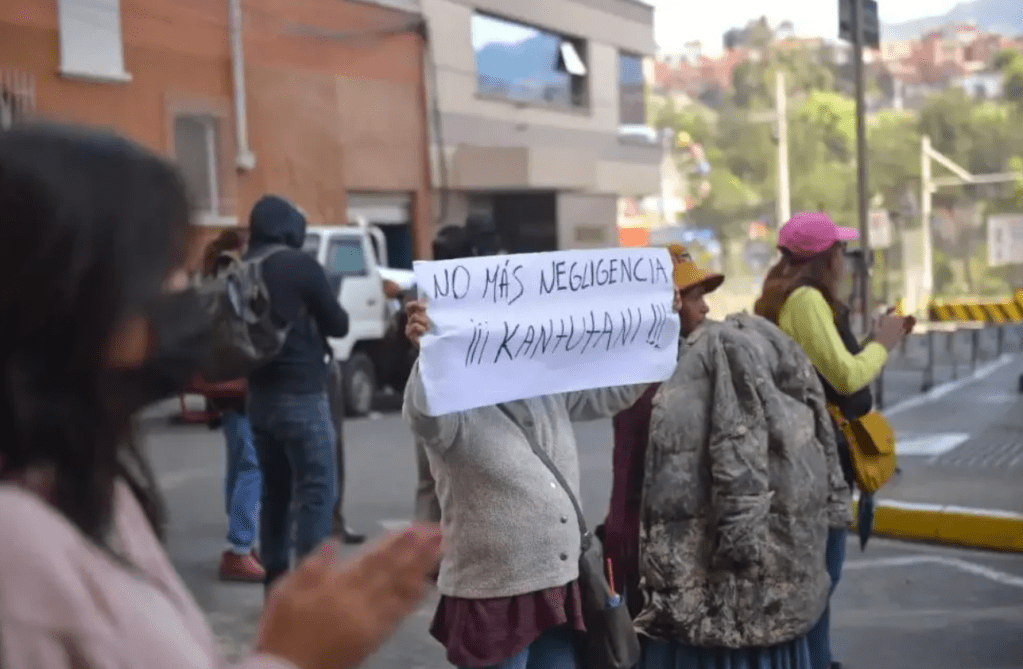 Bajo Llojeta: vecinos exigen intervención de autoridades ante la inacción de Kantutani y retraso de la&nbsp;Alcaldía.