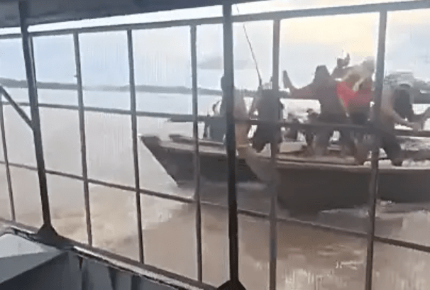 Contrabandistas atacan a militares y funcionarios de la ANH en el río&nbsp;Mamoré