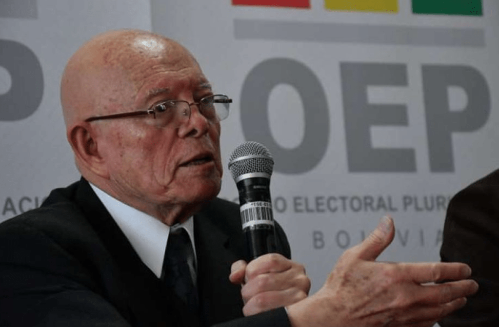 Hassenteufel reaparece desde su casa y garantiza la normalidad del proceso&nbsp;electoral