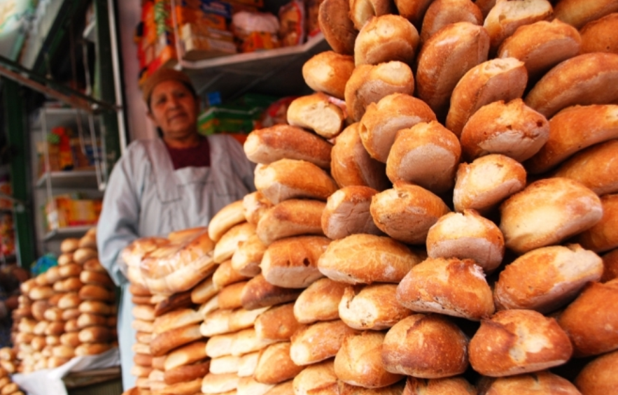 El Gobierno se atrasa con la entrega de harina y peligra el precio del&nbsp;pan