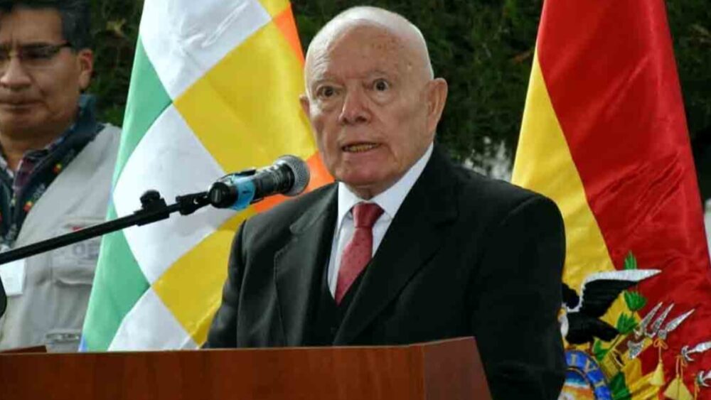 Hassenteufel amplía su baja médica hasta el miércoles